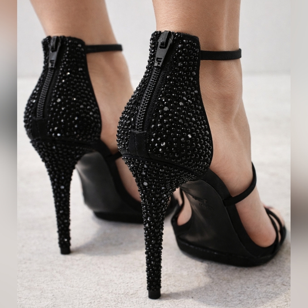 Allen Schwartz Crystal Sandals NIB sz 9